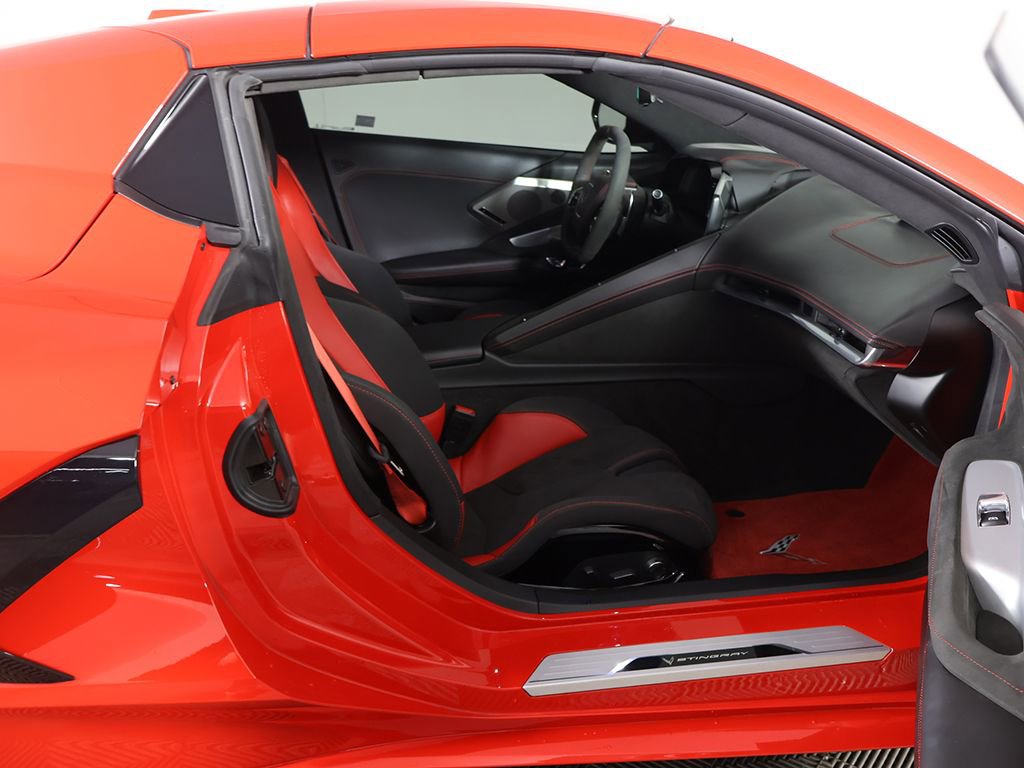 Used 2022 Chevrolet Corvette Stingray Premium Conv w/ Z51 Performance Package image 33