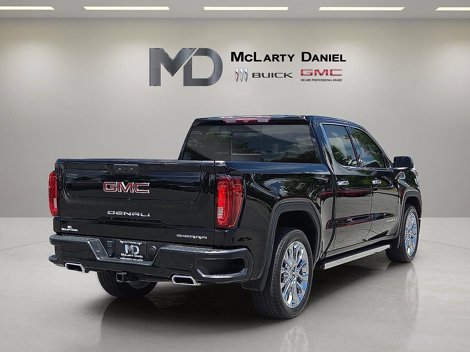 Certified 2023 GMC Sierra 1500 Denali AWD/4WD image 13