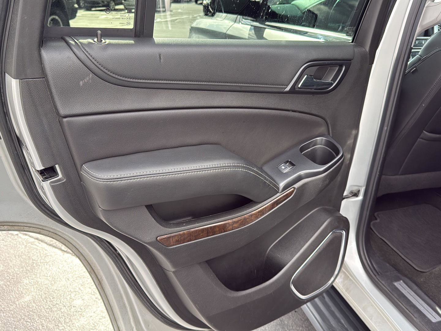 Used 2018 Chevrolet Tahoe LT AWD/4WD image 27