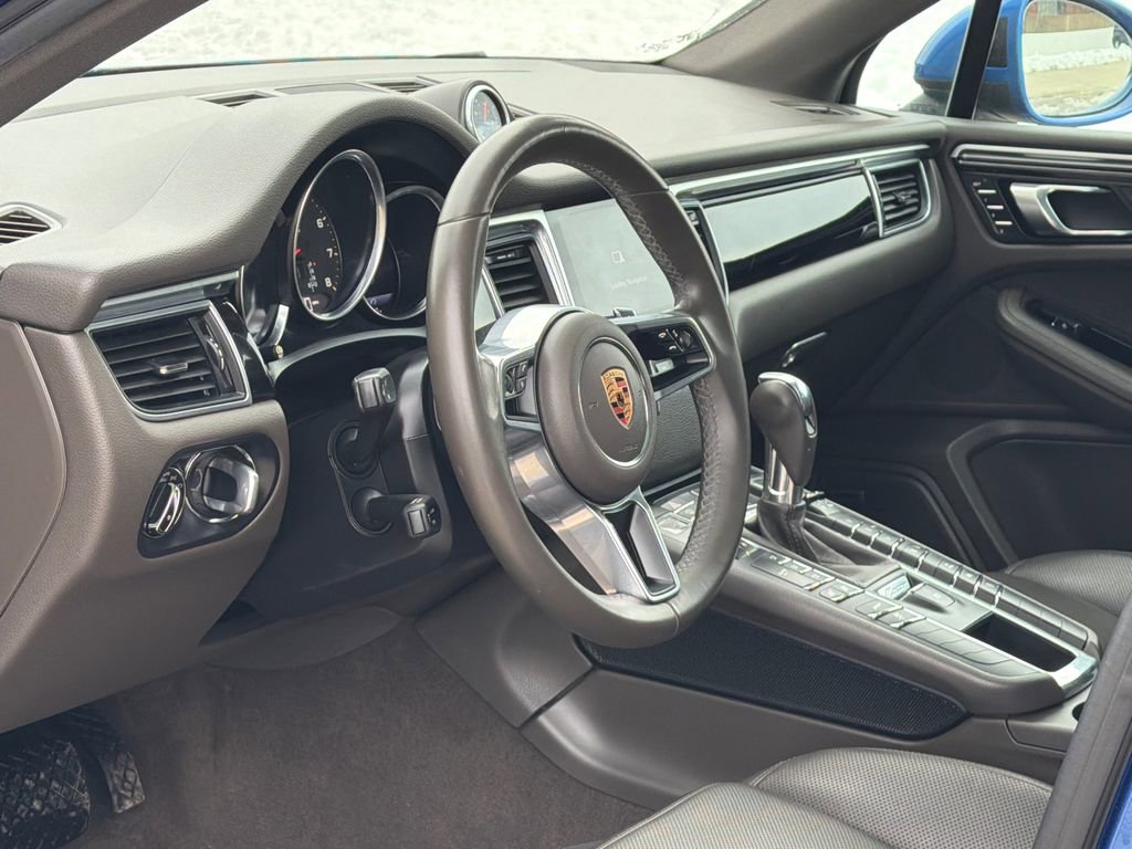 Used 2018 Porsche Macan image 13