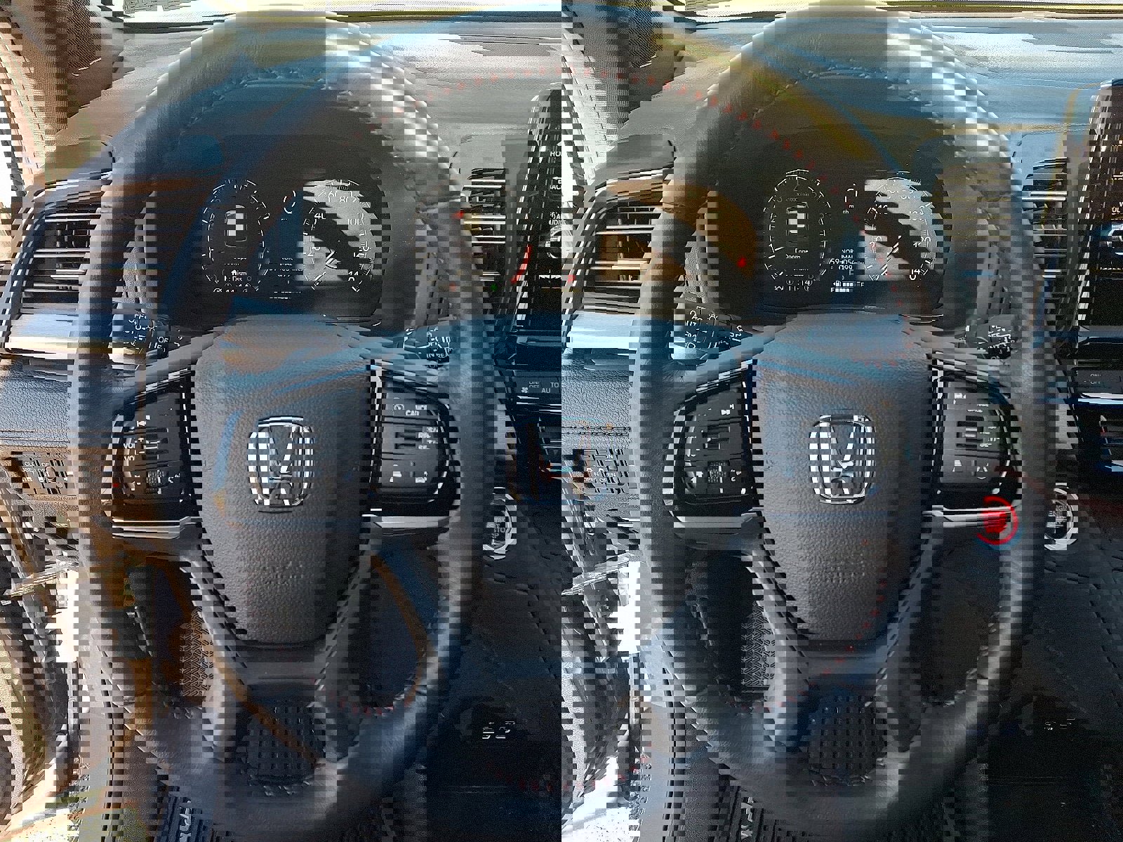 Used 2025 Honda Odyssey Sport-L image 19