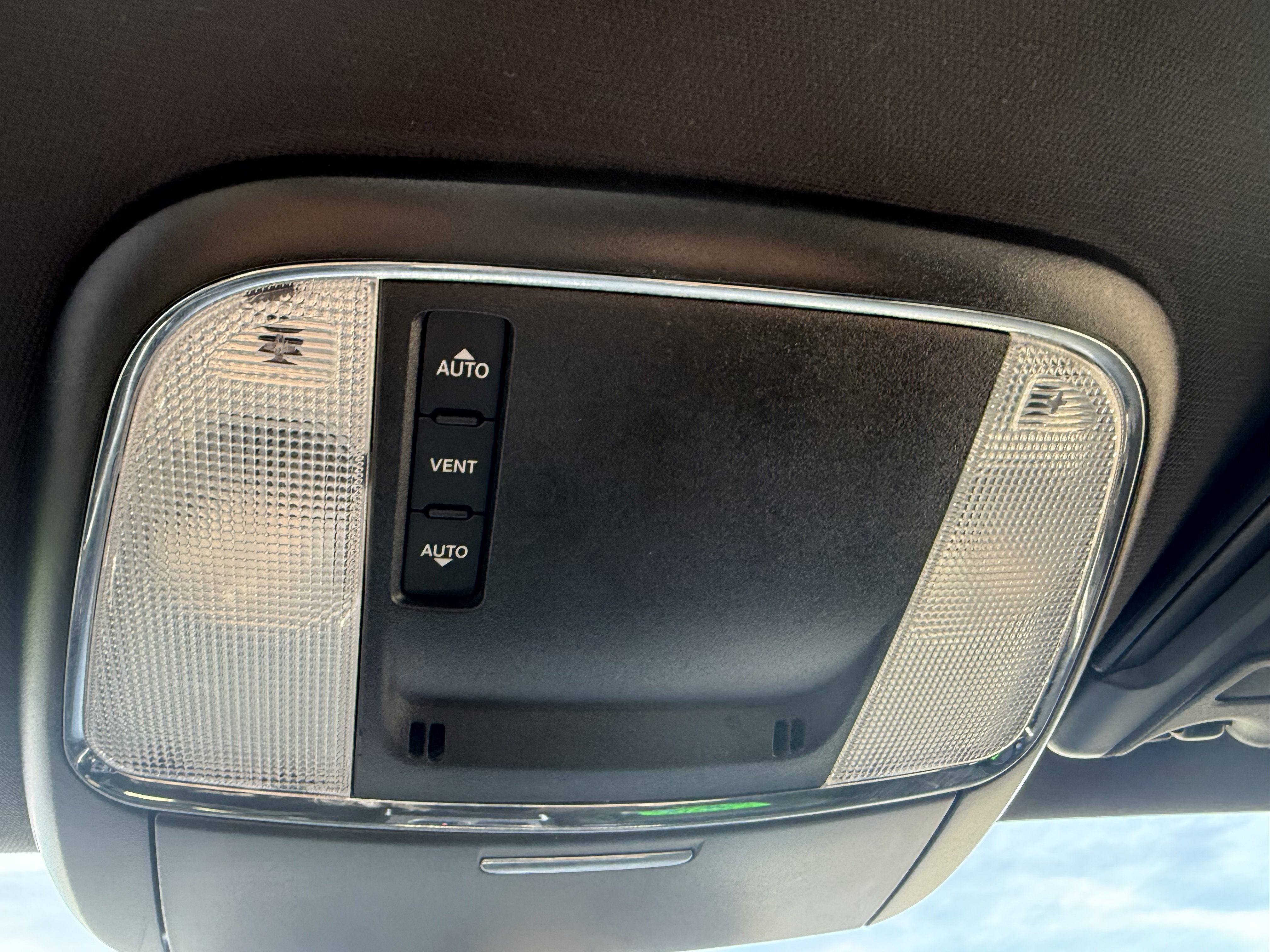 Used 2022 Dodge Charger SXT w/ Leather Interior Group image 28