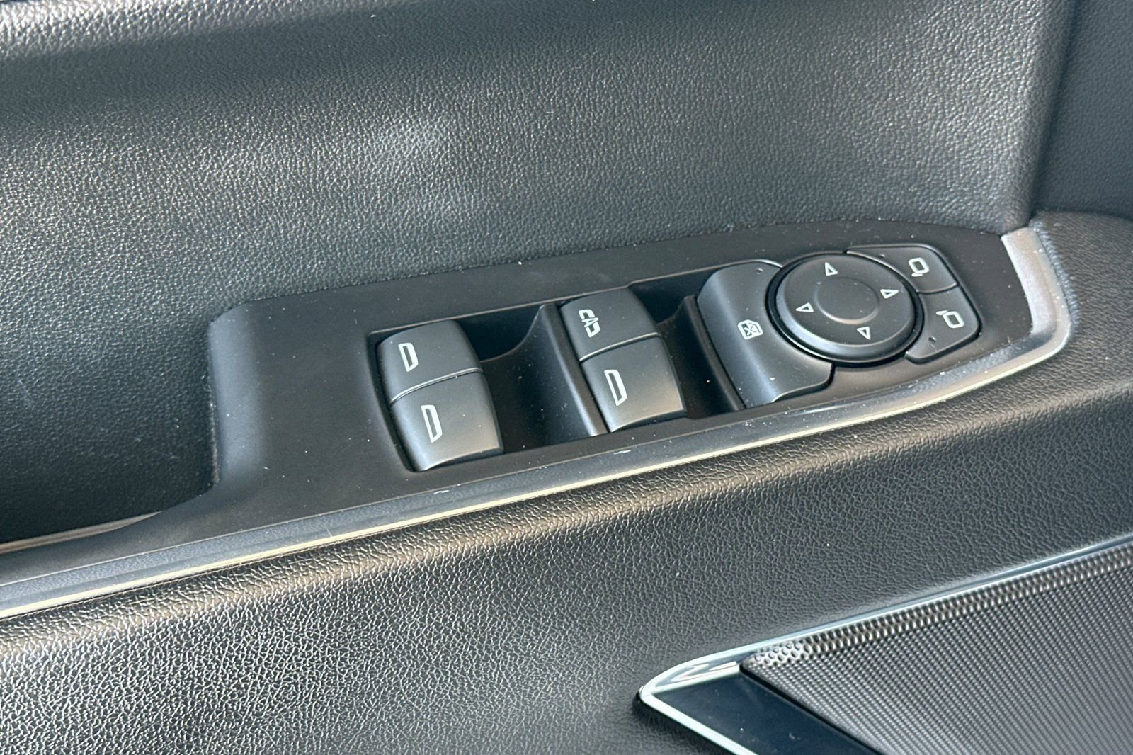 Used 2023 GMC Sierra 1500 Elevation AWD/4WD image 12
