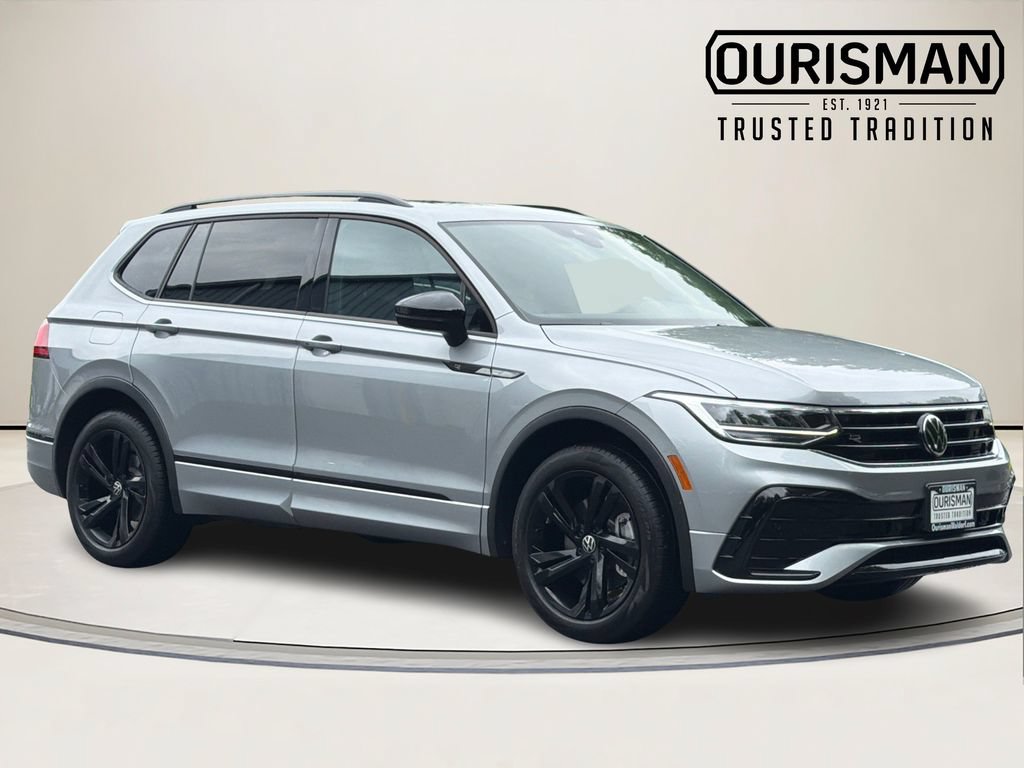 Certified 2023 Volkswagen Tiguan SE R-Line FWD image 1
