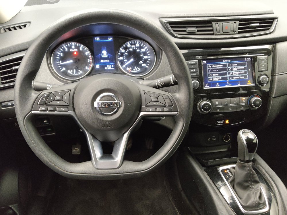Used 2020 Nissan Rogue S FWD image 22