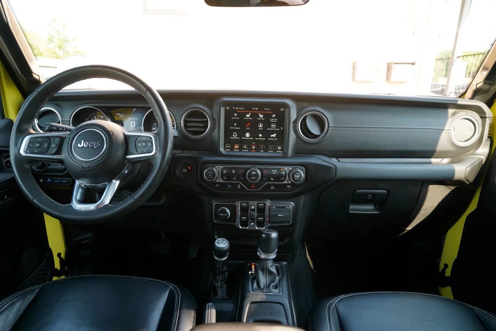Used 2023 Jeep Wrangler Unlimited Sahara w/ Cold Weather Group AWD/4WD image 37