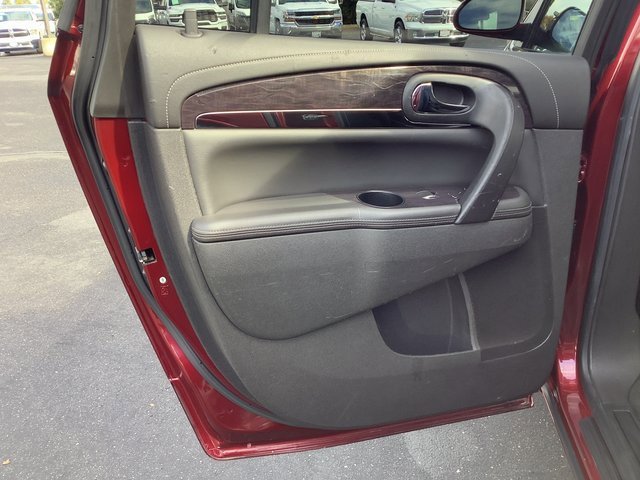 Used 2017 Buick Enclave Leather w/ Trailering Package image 26