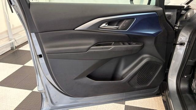 New 2026 Chevrolet Equinox EV LT FWD image 15
