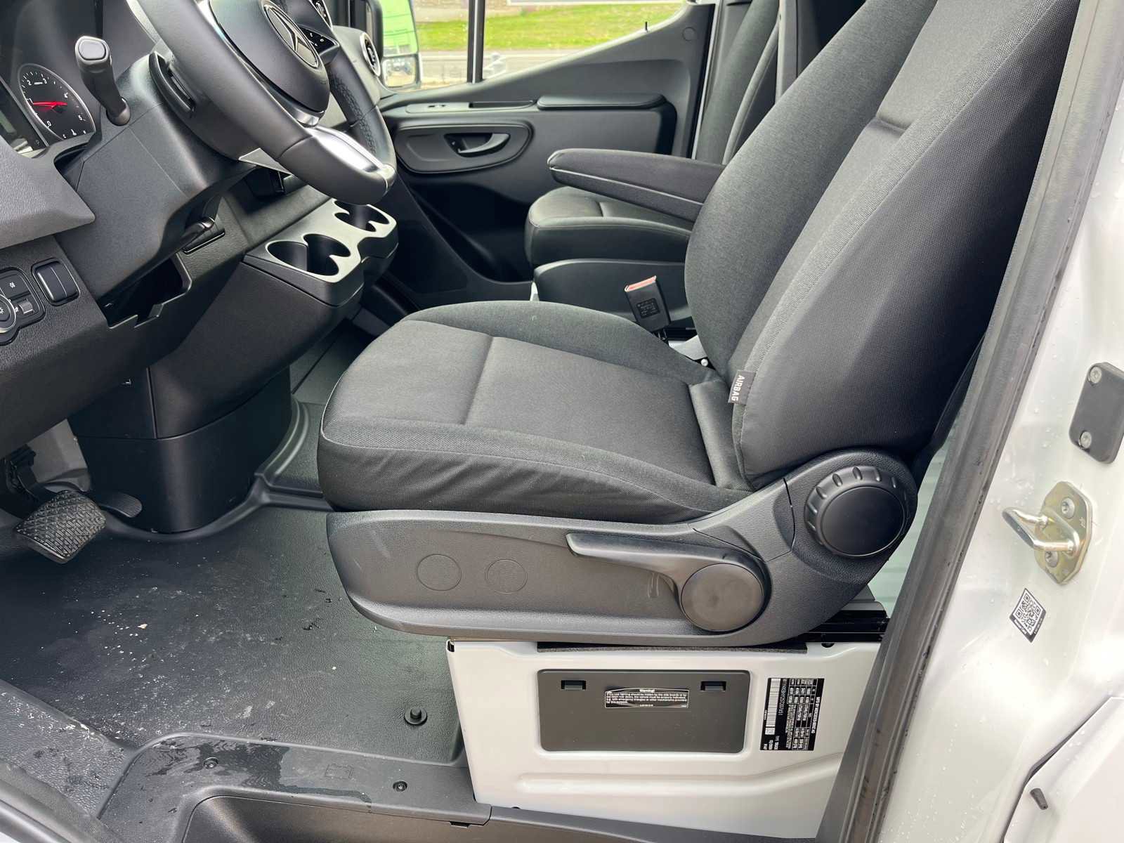 New 2025 Mercedes-Benz Sprinter 2500 image 14