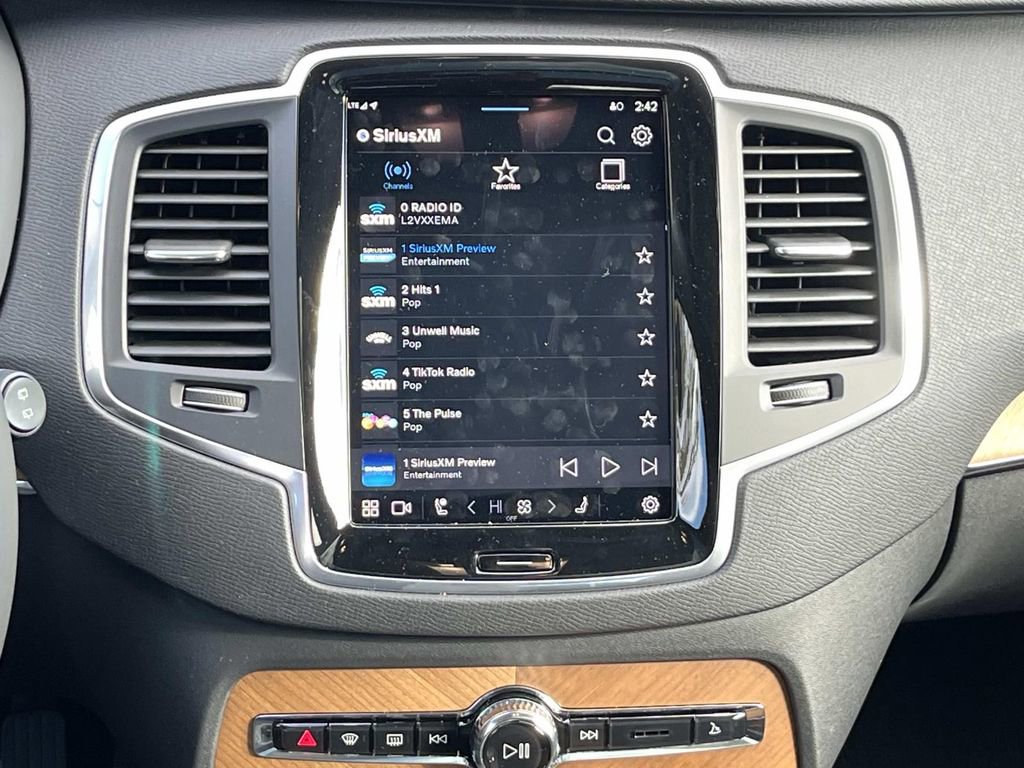 Used 2025 Volvo XC90 T8 Core w/ Protection Package Premier image 15