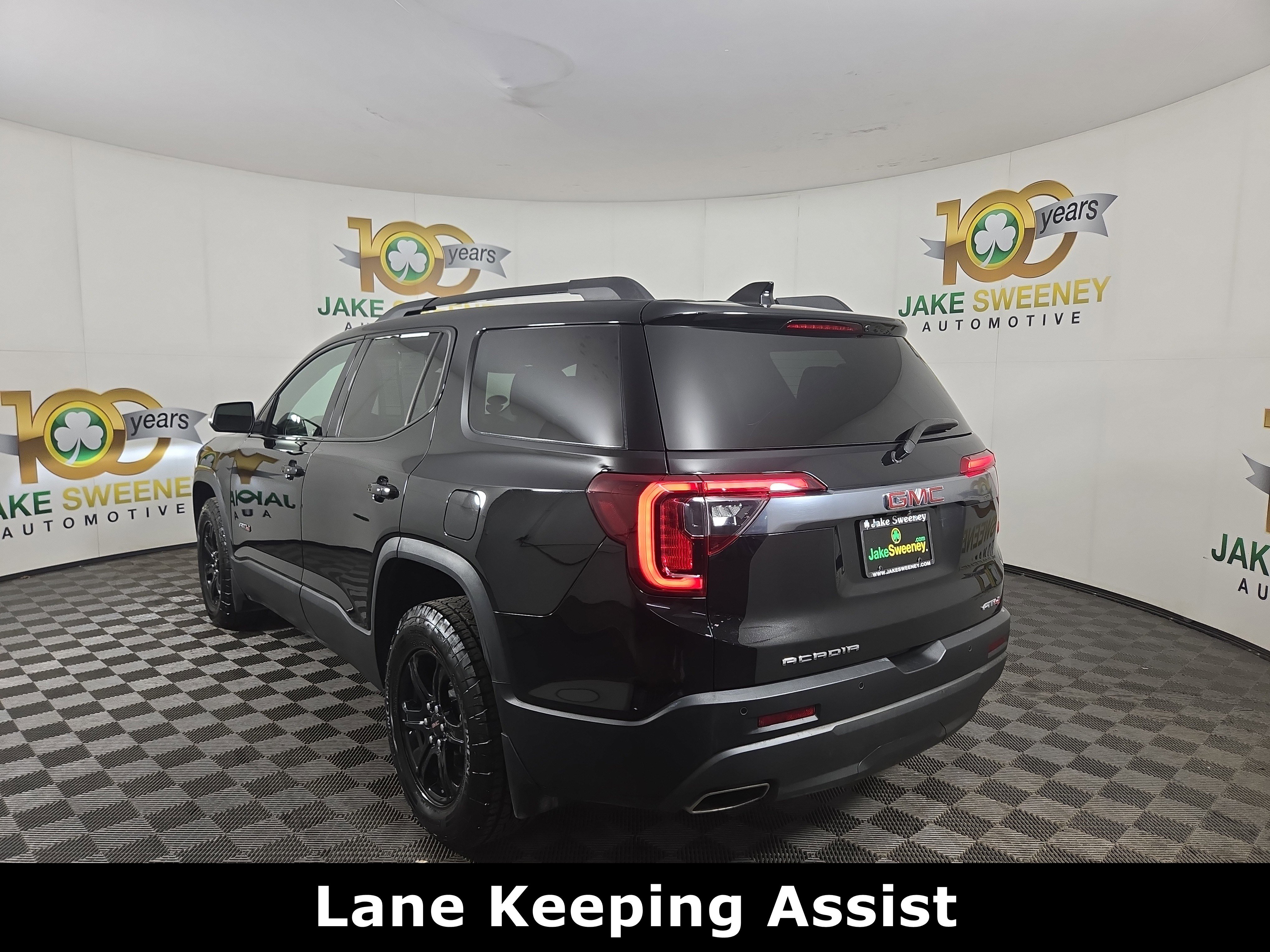 Used 2023 GMC Acadia AT4 w/ GMC Pro Grade Package image 6