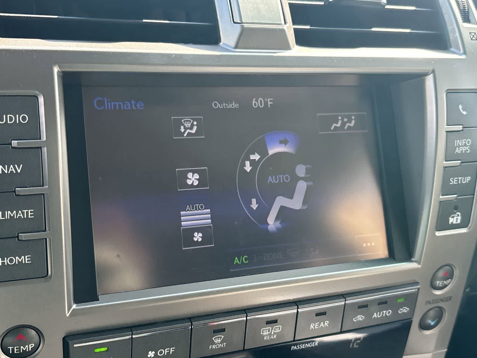 Used 2014 Lexus GX 460 Luxury image 12