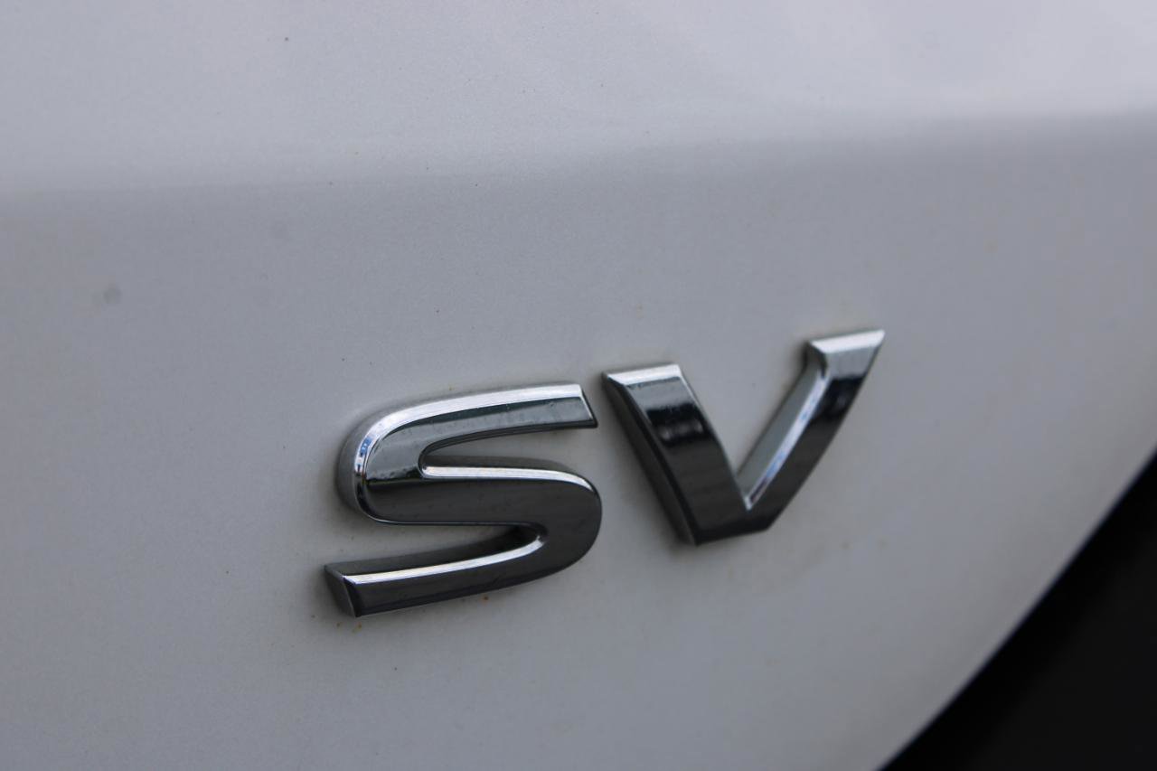 Used 2019 Nissan Kicks SV FWD image 7