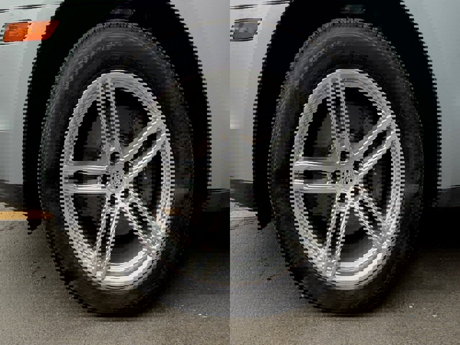 Certified 2020 Porsche Macan image 11