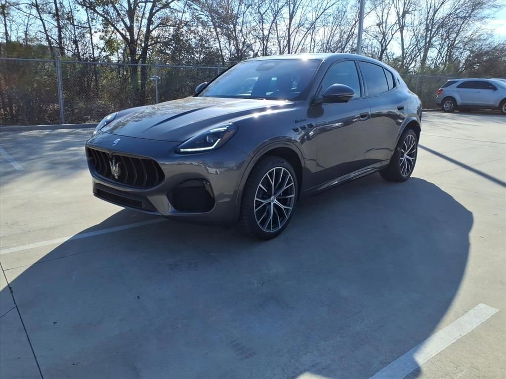 New 2026 Maserati Grecale Modena image 2