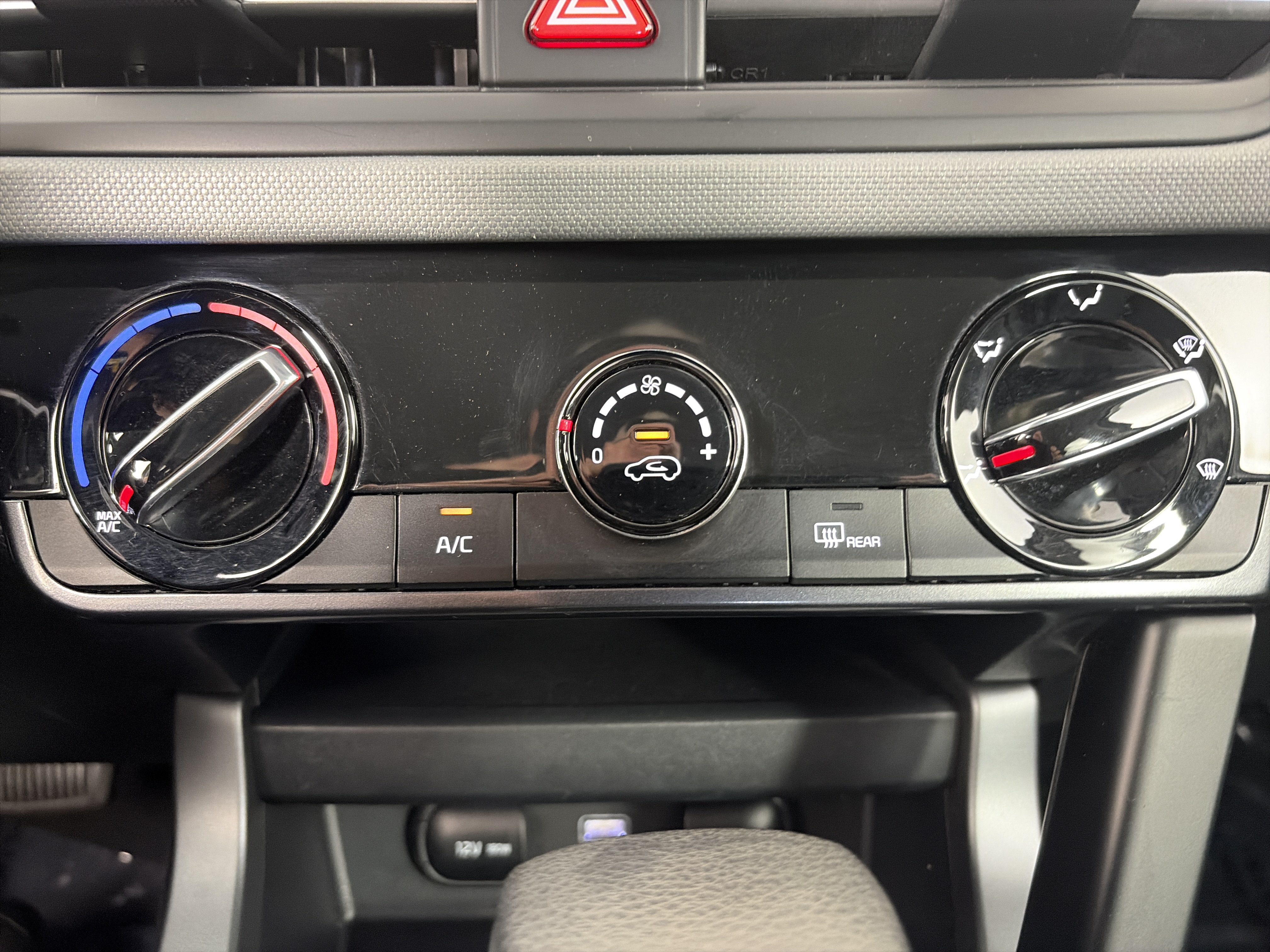 Certified 2024 Kia Seltos LX AWD/4WD image 21