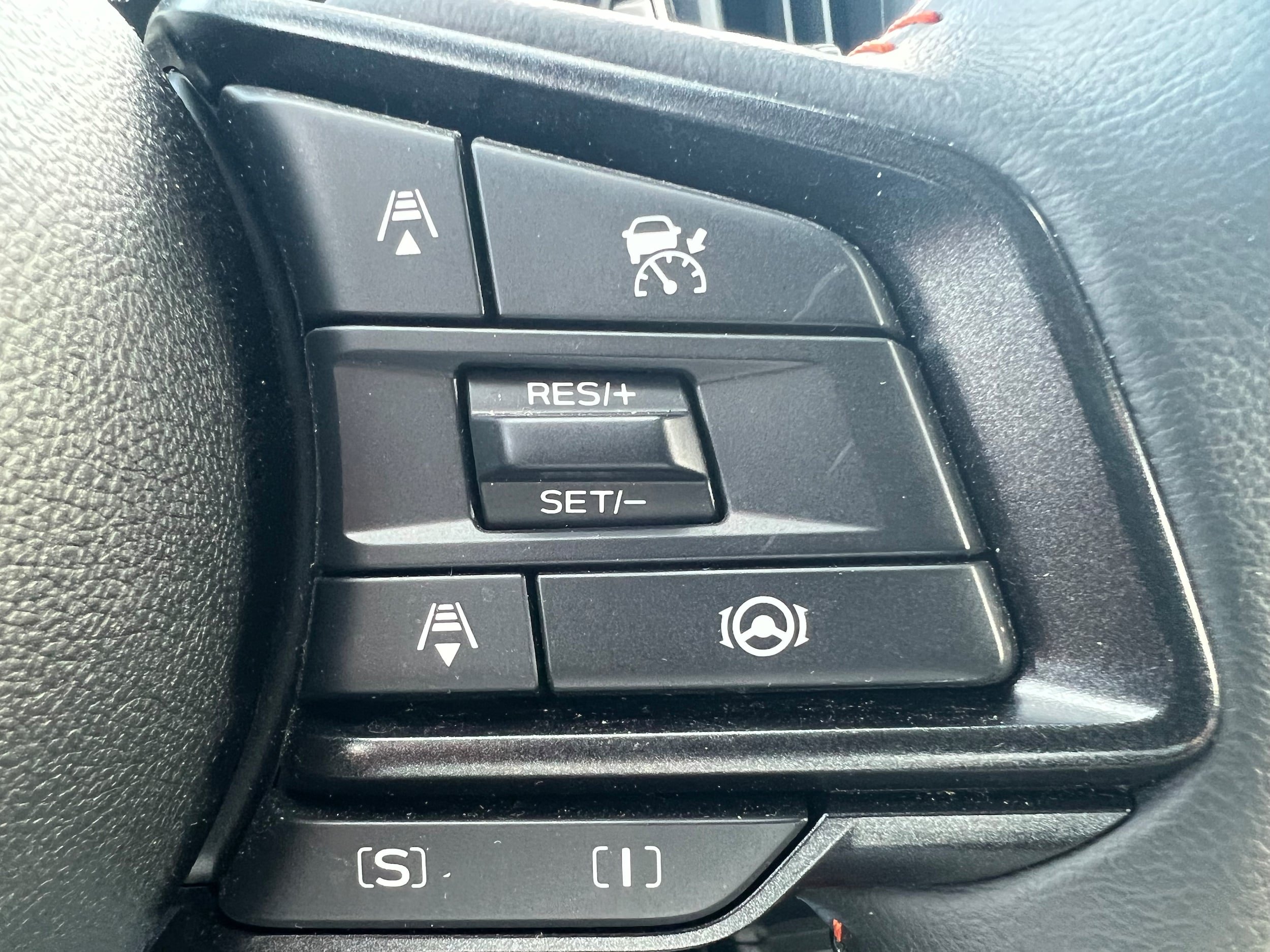 Certified 2025 Subaru Crosstrek 2.5i Limited AWD/4WD image 22