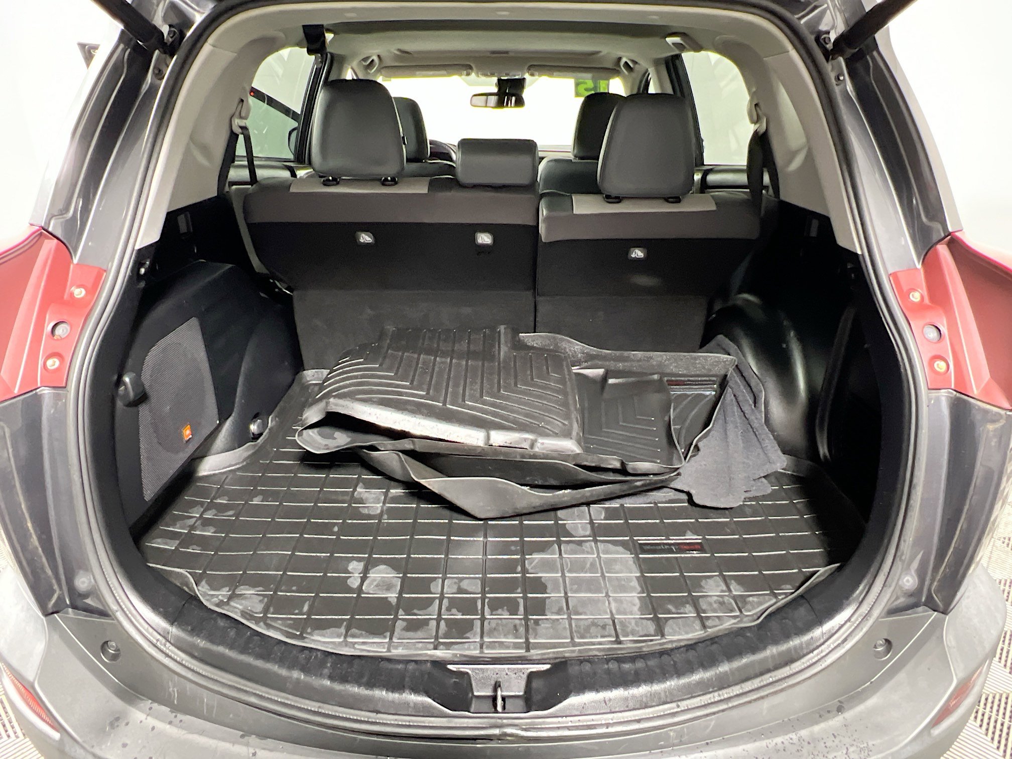 Used 2015 Toyota RAV4 Limited w/ Technology Package image 34