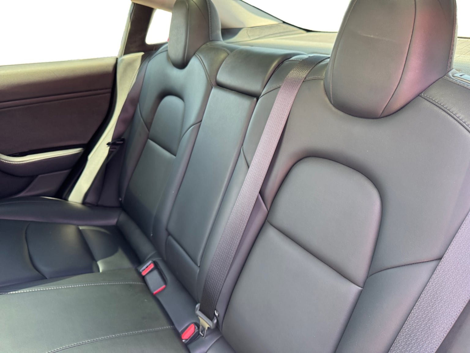 Used 2018 Tesla Model 3 Mid Range RWD image 16