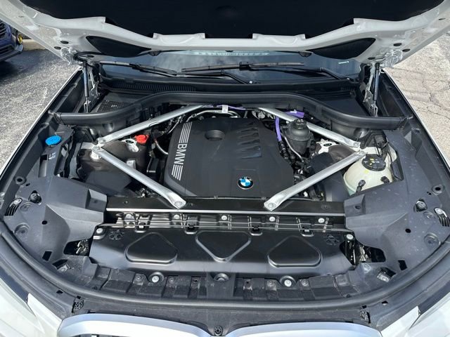 Certified 2025 BMW X7 xDrive40i w/ Premium Package image 12