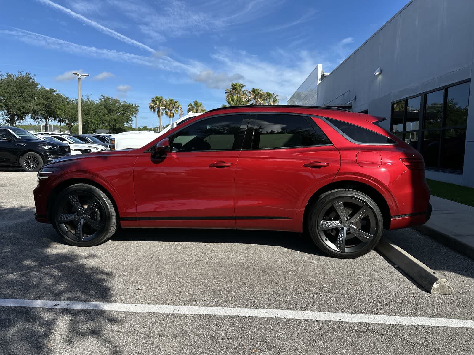 Used 2024 Genesis GV70 3.5T Sport w/ Sport Advanced Package AWD/4WD image 5