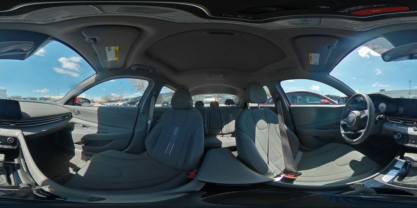 Used 2025 Hyundai Elantra SEL image 38