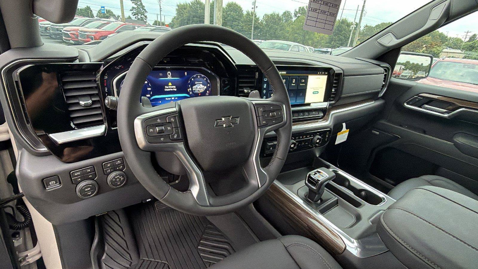 New 2026 Chevrolet Colorado Trail Boss AWD/4WD image 4