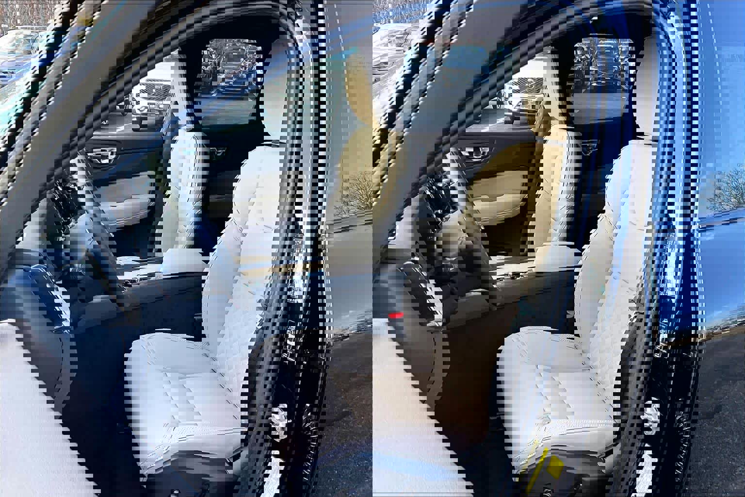 New 2026 Volvo XC60 B5 Plus w/ Protection Package Premier image 13