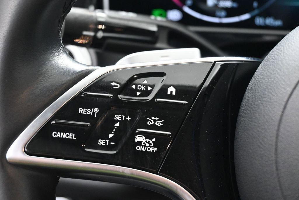 Used 2024 Mercedes-Benz E 350 4MATIC Sedan image 19