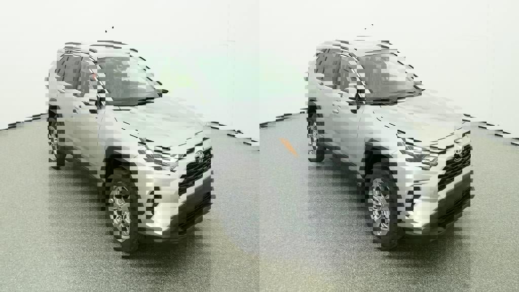 New 2025 Toyota RAV4 XLE image 13