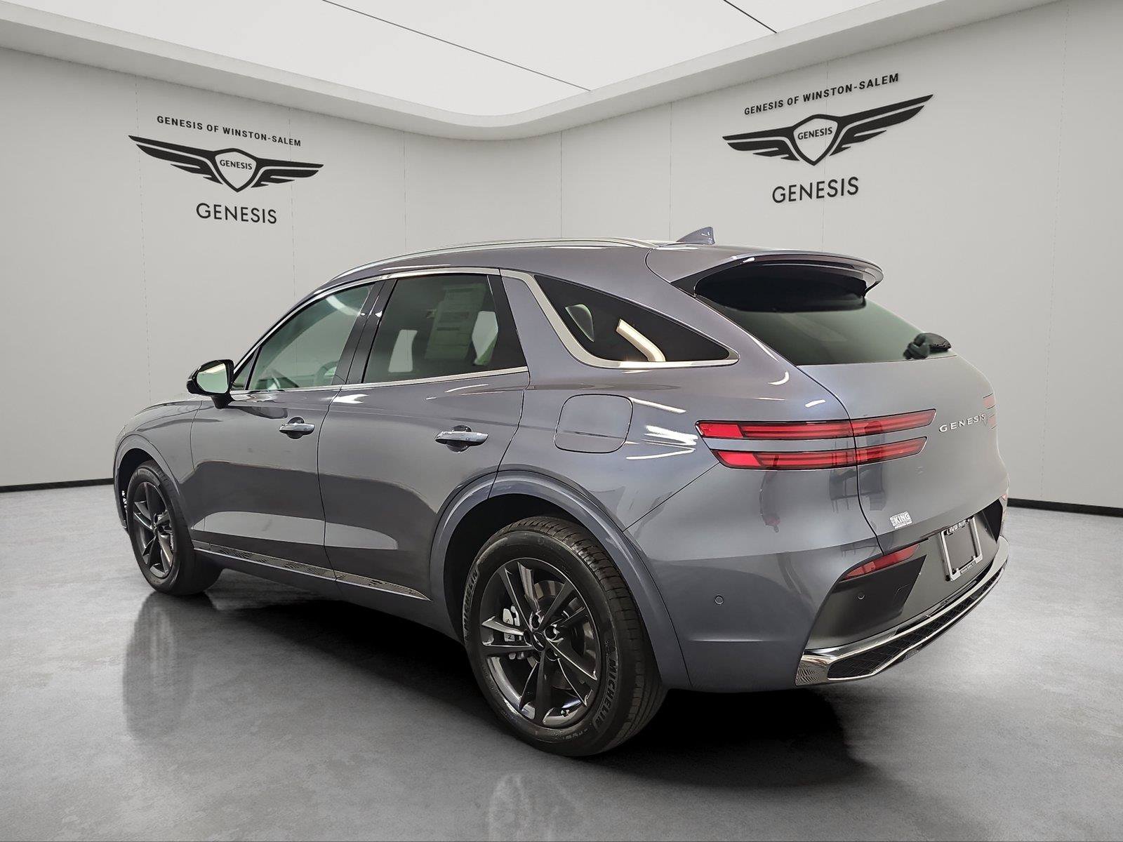 New 2027 Genesis GV70 2.5T Advanced AWD/4WD image 3