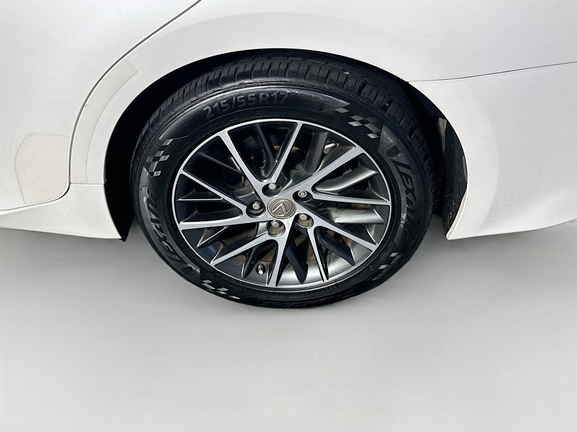 Used 2017 Lexus ES 350 w/ Navigation System Package image 11