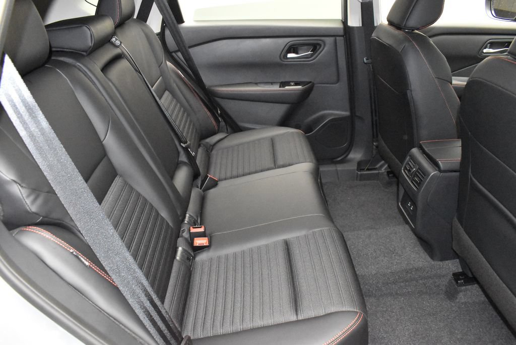 New 2026 Nissan Rogue SV w/ Rock Creek Premium Package AWD/4WD image 31