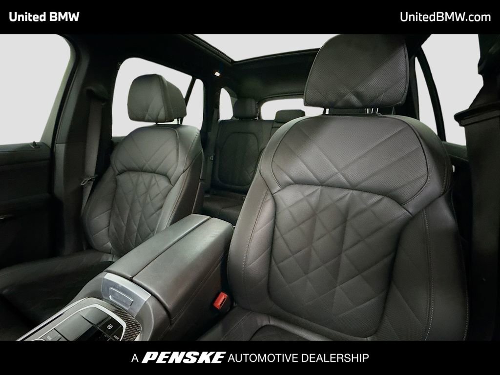 Used 2023 BMW X5 M50i w/ Climate Comfort Package image 5