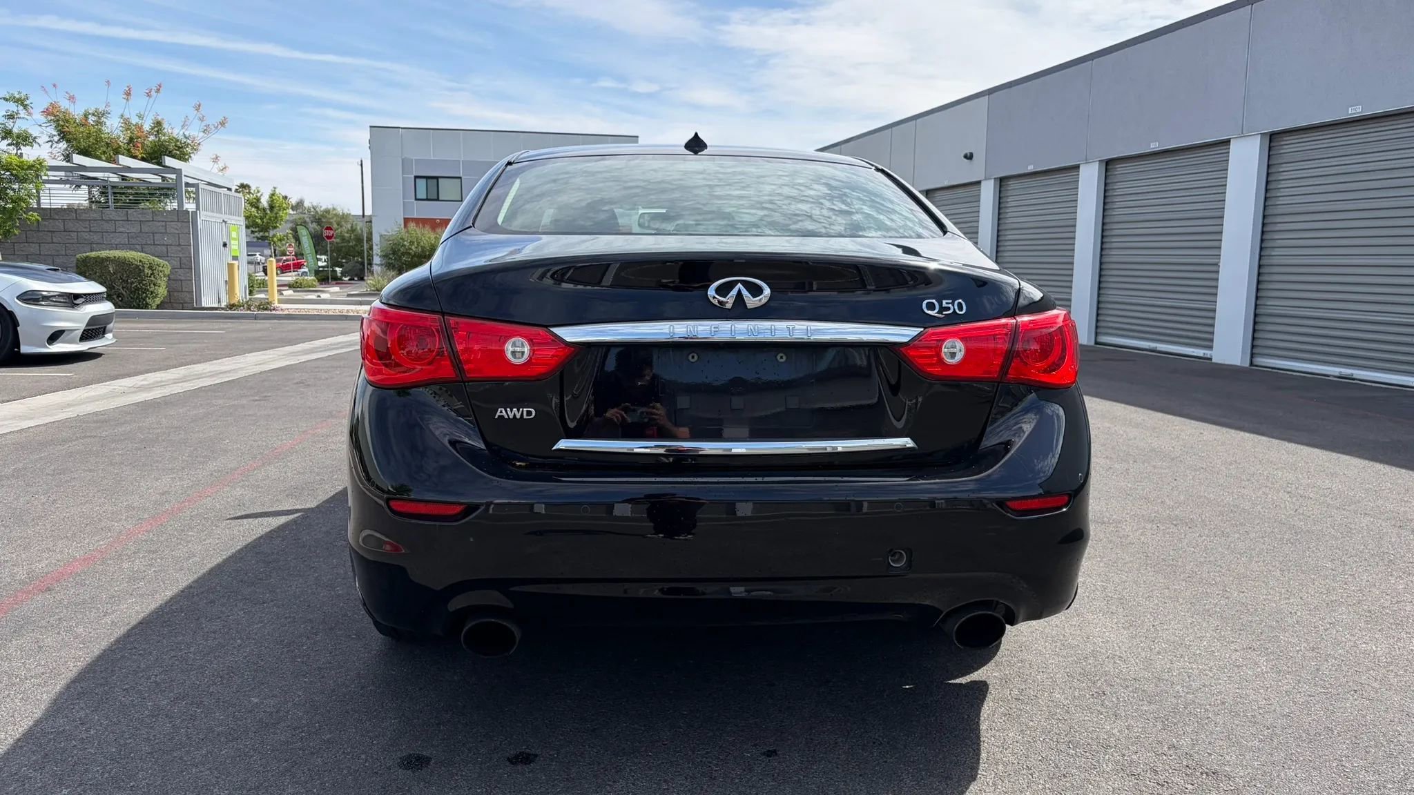 Used 2016 INFINITI Q50 3.0t Premium w/ Driver Assistance Package AWD/4WD image 4
