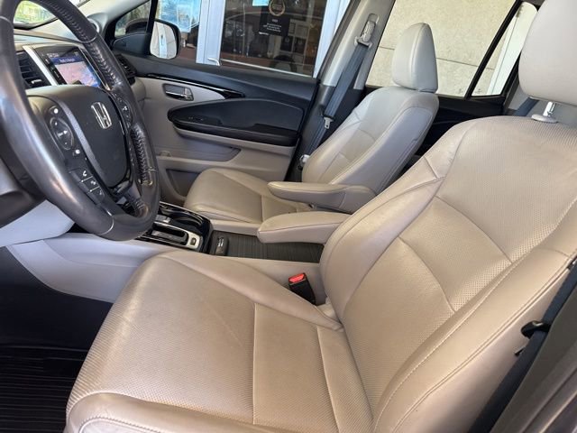 Used 2017 Honda Ridgeline RTL-E image 32