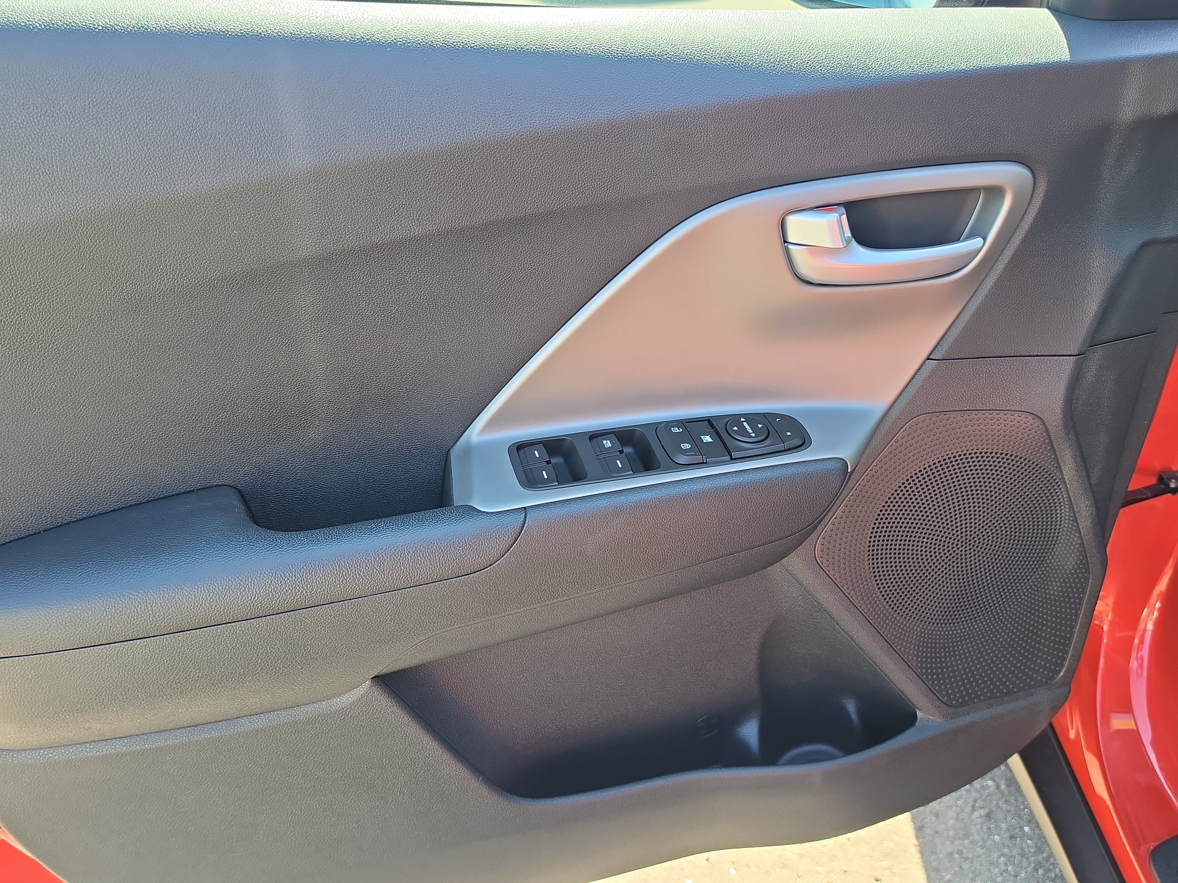 Certified 2021 Kia Niro LX FWD image 17