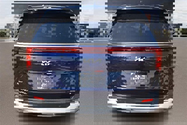 New 2026 Kia Carnival EX image 4