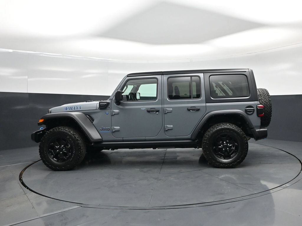 Used 2024 Jeep Wrangler Unlimited AWD/4WD image 28