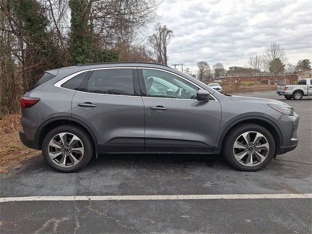 Used 2024 Ford Escape Platinum image 5