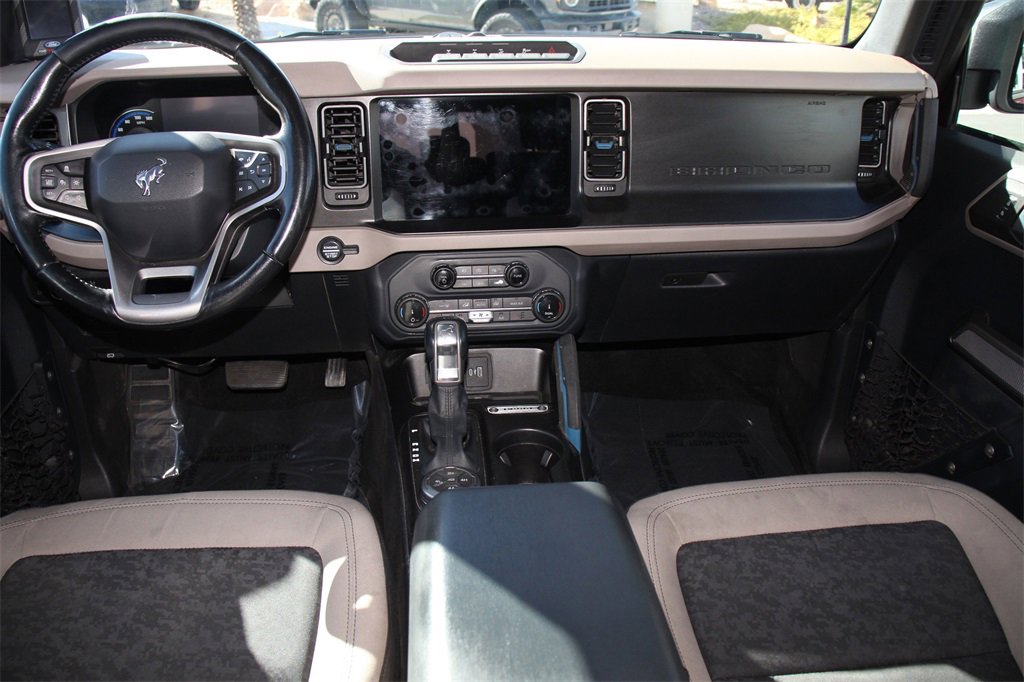 Used 2022 Ford Bronco Wildtrak image 17
