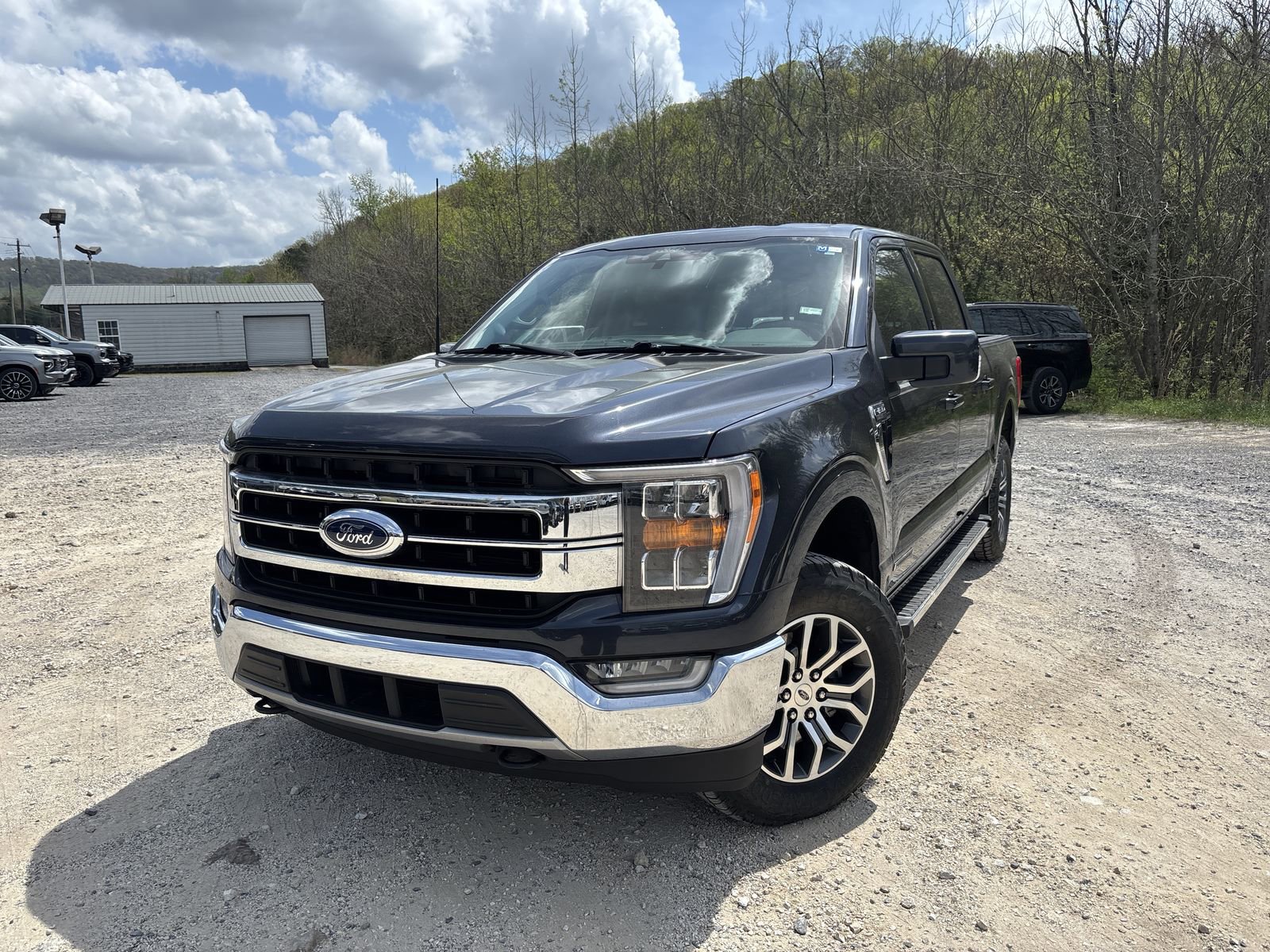 Used 2022 Ford F150 Lariat w/ Equipment Group 501A Mid image 4