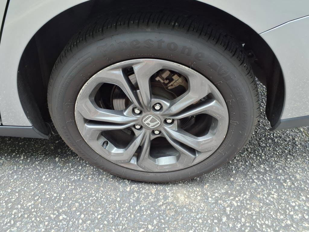 Used 2023 Honda Accord EX image 10