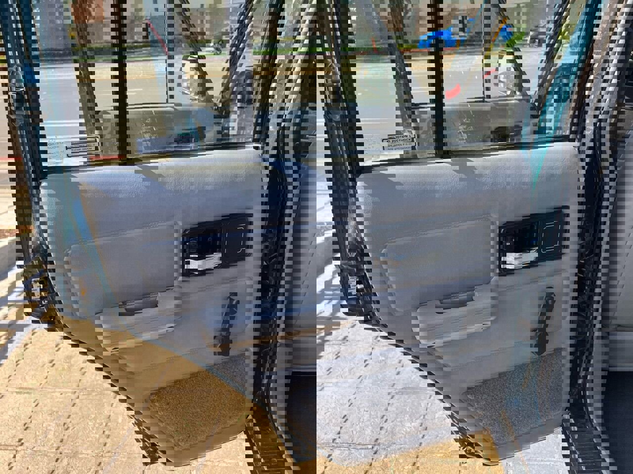 Used 1996 Jeep Cherokee 4WD 4-Door image 31