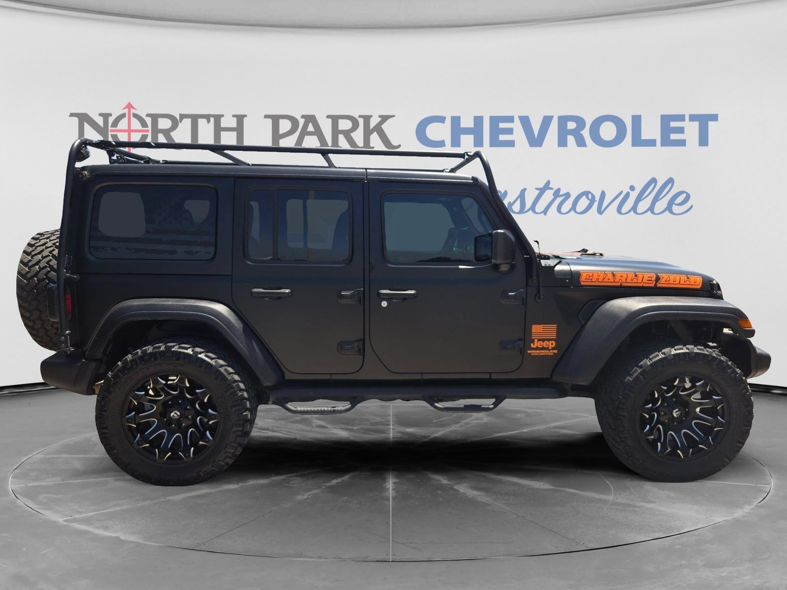 Used 2018 Jeep Wrangler Unlimited Sport AWD/4WD image 2