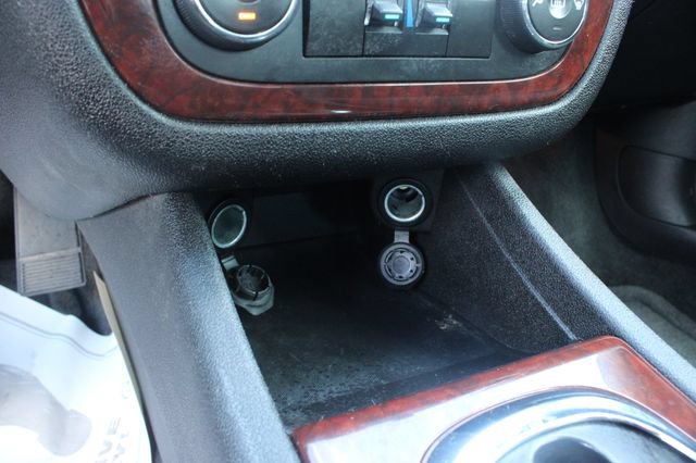Used 2009 Chevrolet Impala LS FWD image 18