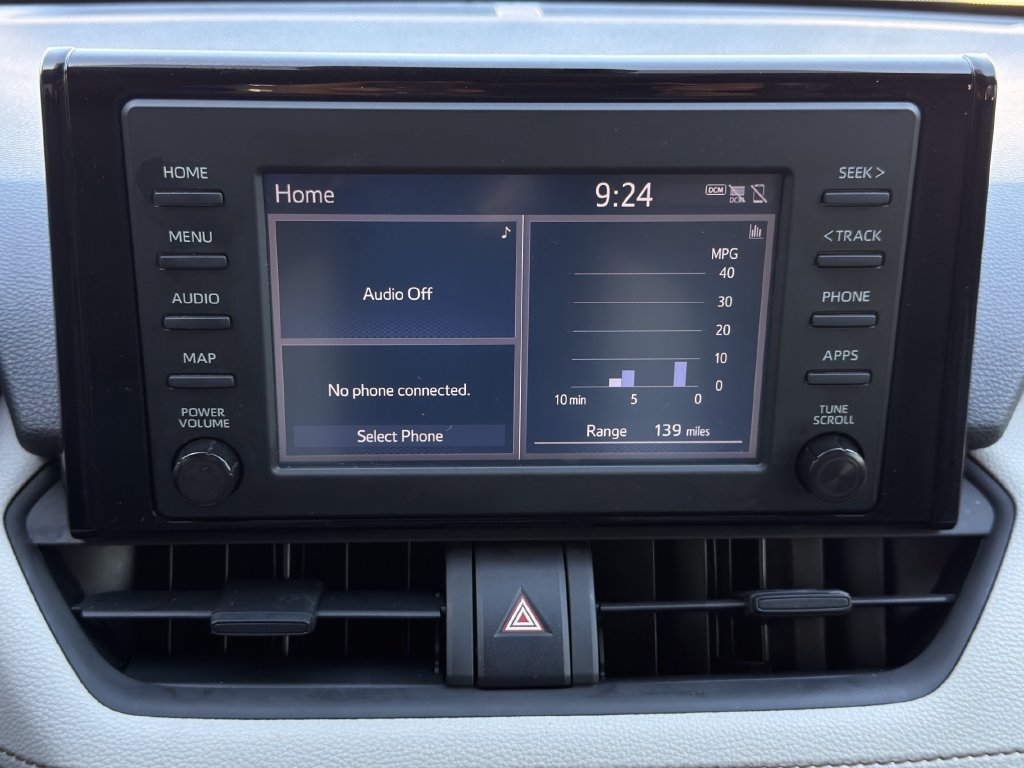 Used 2019 Toyota RAV4 XLE w/ Convenience Package FWD image 17
