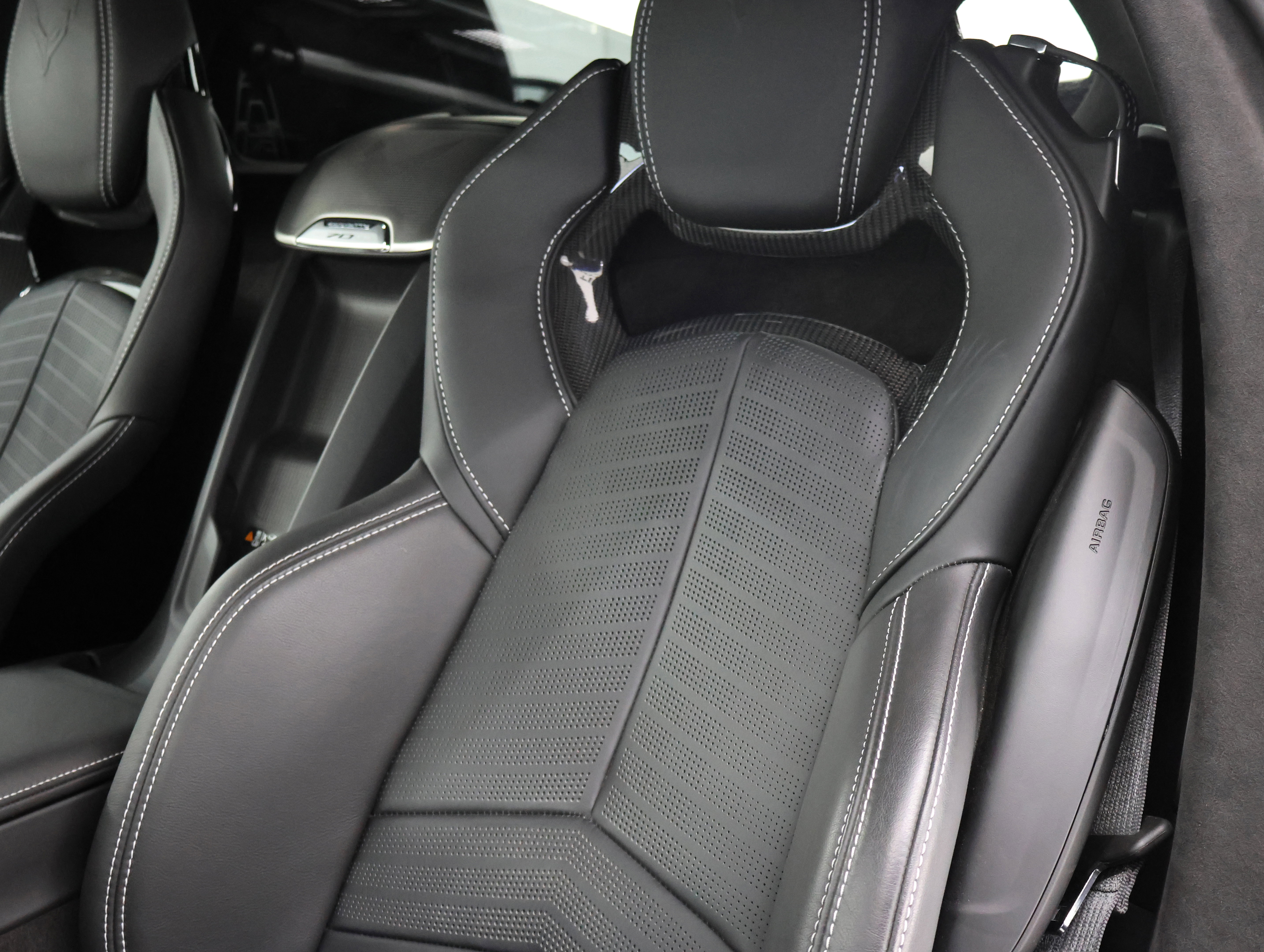 Used 2023 Chevrolet Corvette Stingray Premium Cpe w/ Z51 Performance Package image 37