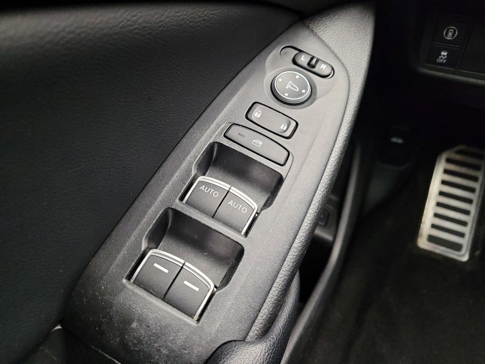Used 2018 Honda Accord Sport image 27