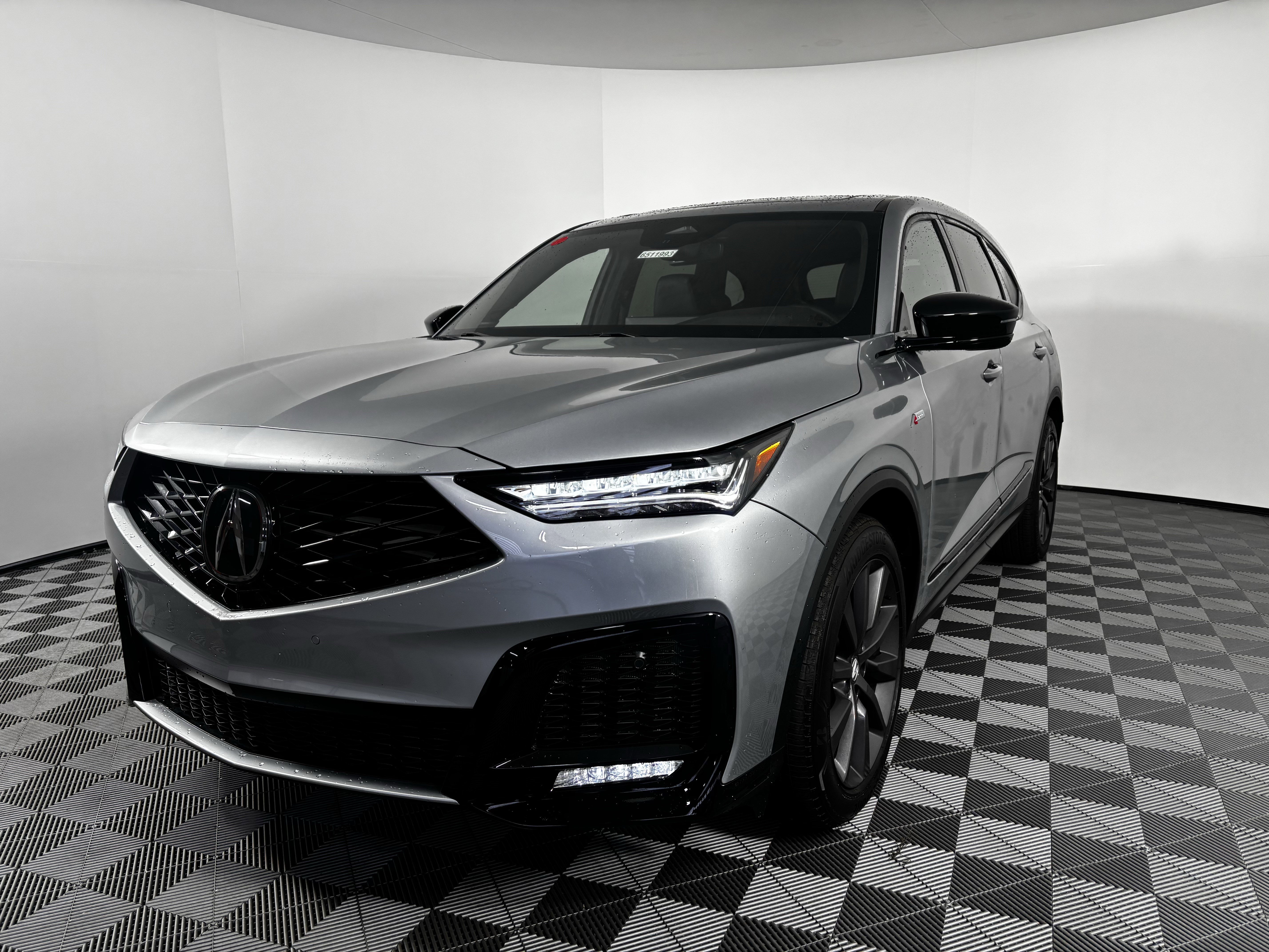 Certified 2025 Acura MDX A-Spec image 2